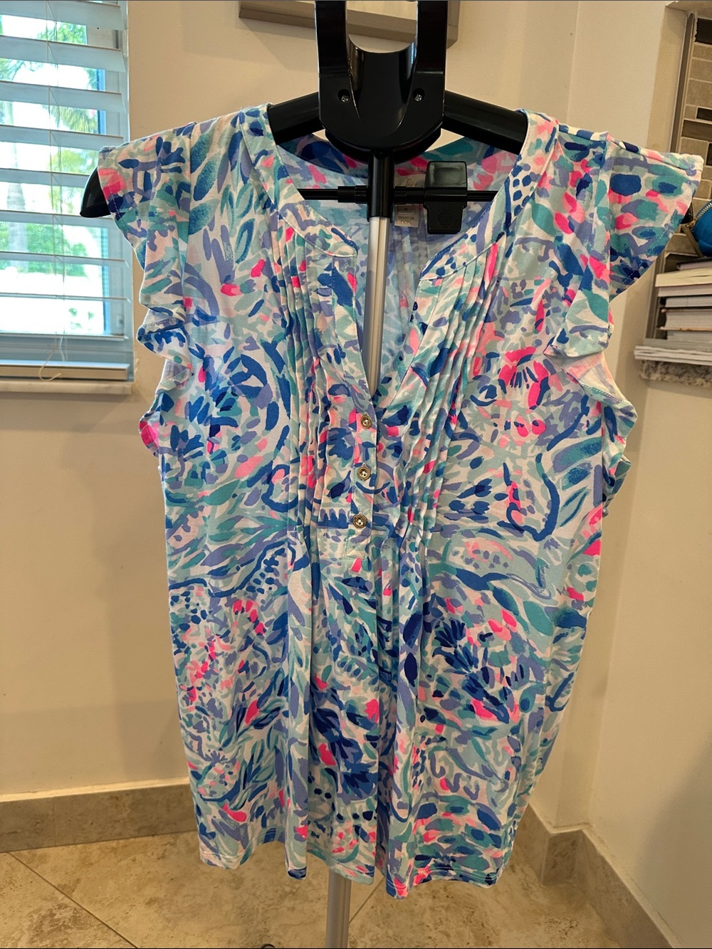 Lilly Pulitzer Aqua, Teal & Pink Abstract Floral Sleeveless Top
